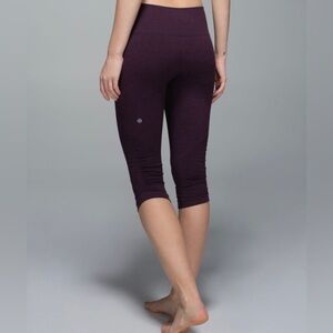 Lululemon In the Flow seamless crop legging women’s size 2